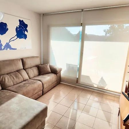 Luna With Jacuzzi, 5mins Walking To The Beach, Sea And Castle View Big Terrace Apartamento