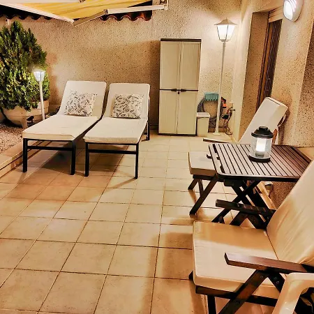 Luna With Jacuzzi, 5mins Walking To The Beach, Sea And Castle View Big Terrace Apartment *