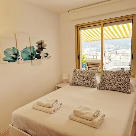 Luna With Jacuzzi, 5mins Walking To The Beach, Sea And Castle View Big Terrace Apartamento Tossa de Mar