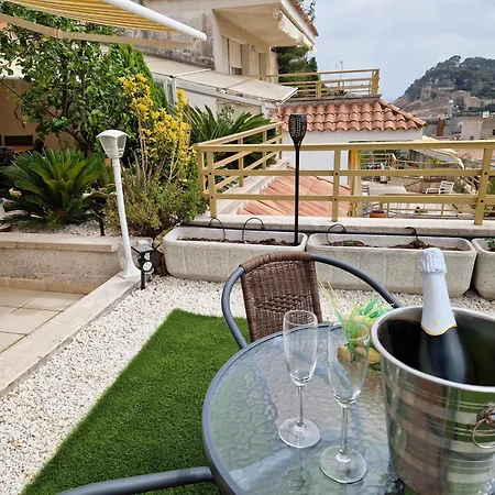 Apartment Luna With Jacuzzi, 5mins Walking To The Beach, Sea And Castle View Big Terrace *