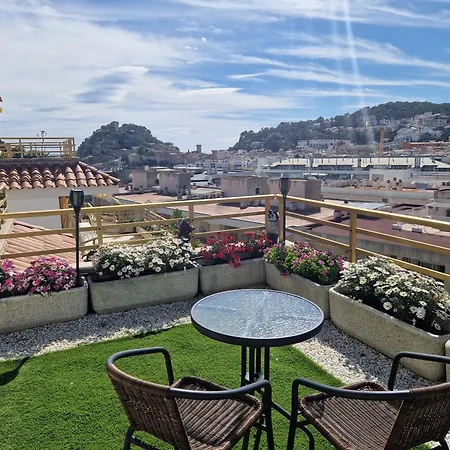 Luna With Jacuzzi, 5mins Walking To The Beach, Sea And Castle View Big Terrace Apartamento