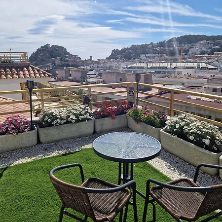 Luna With Jacuzzi, 5mins Walking To The Beach, Sea And Castle View Big Terrace Apartment *