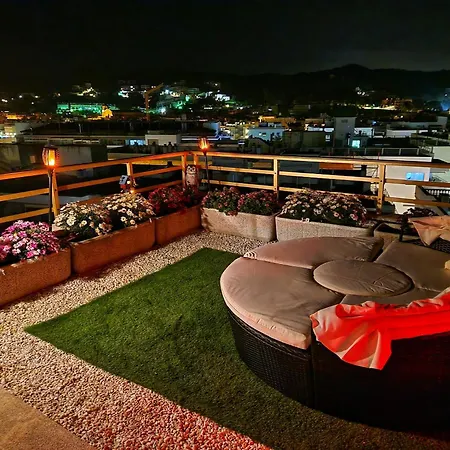 Apartamento Luna With Jacuzzi, 5mins Walking To The Beach, Sea And Castle View Big Terrace *