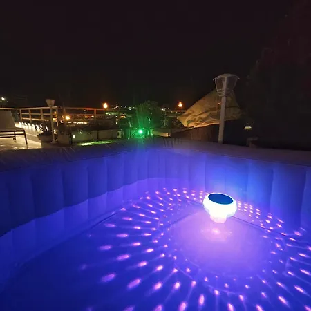 Luna With Jacuzzi, 5mins Walking To The Beach, Sea And Castle View Big Terrace Apartamento